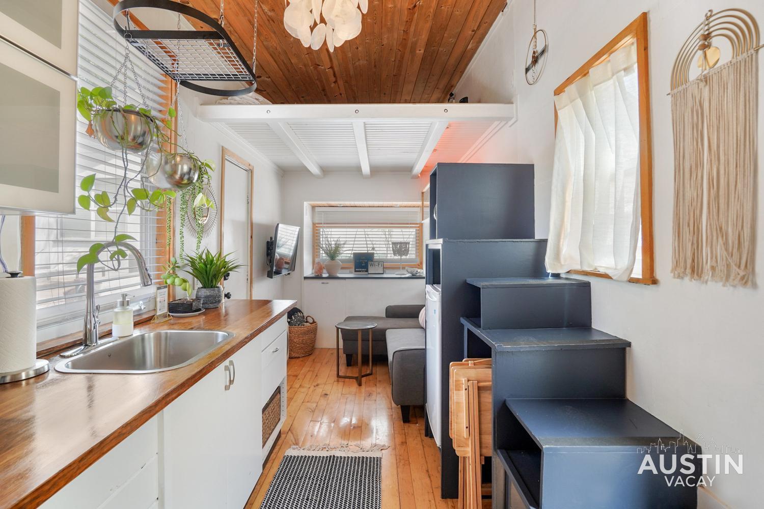 Hgtv Featured Tiny Home W Hot Tub Near East 6Th St Austin Zewnętrze zdjęcie